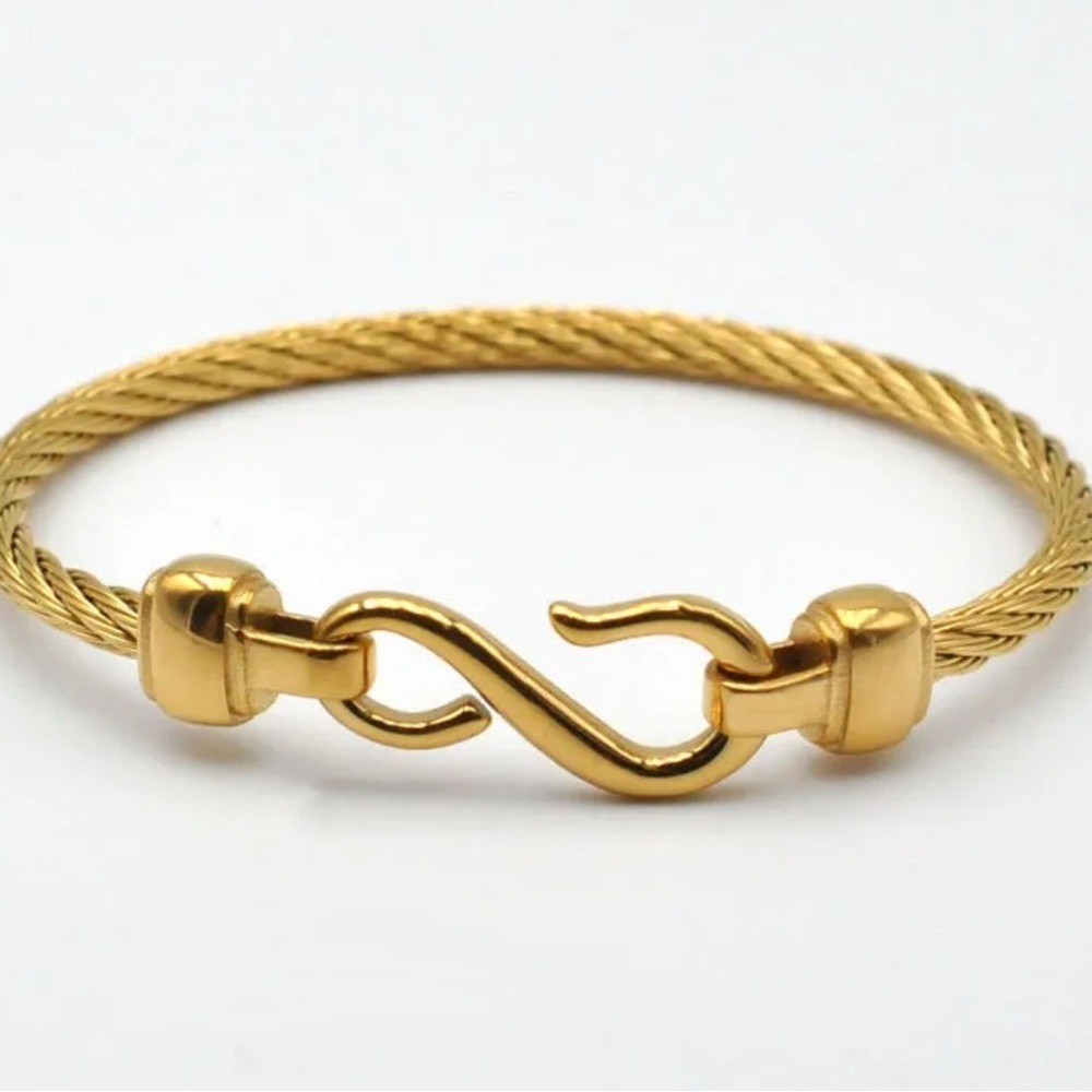 Gold filled bangle